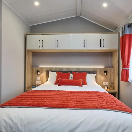 Elite Caravan Camping