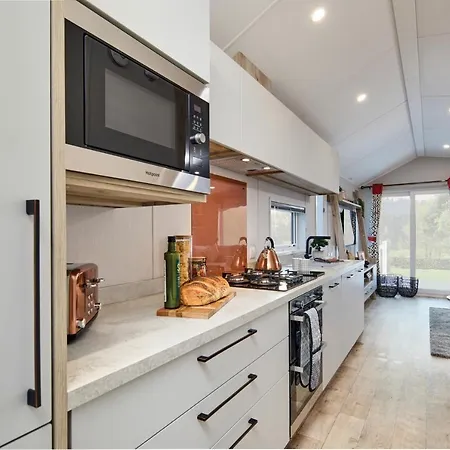 Campsite Elite Caravan *